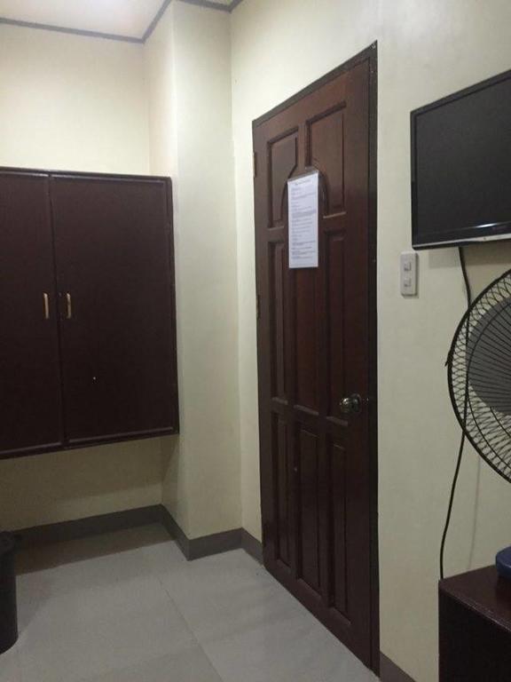Mabini Pensione Puerto Princesa Exterior foto