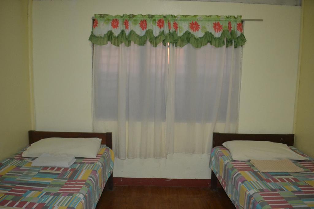 Mabini Pensione Puerto Princesa Exterior foto